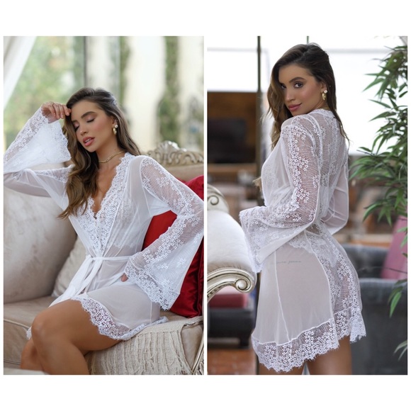 Lace Robe - Picture 6 of 10